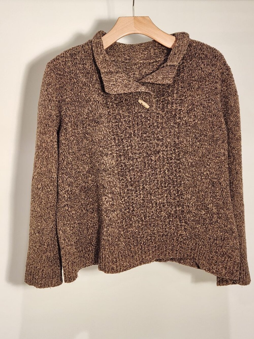Y2K Cropped Brown Sweater Wood Buttons Women's Size M